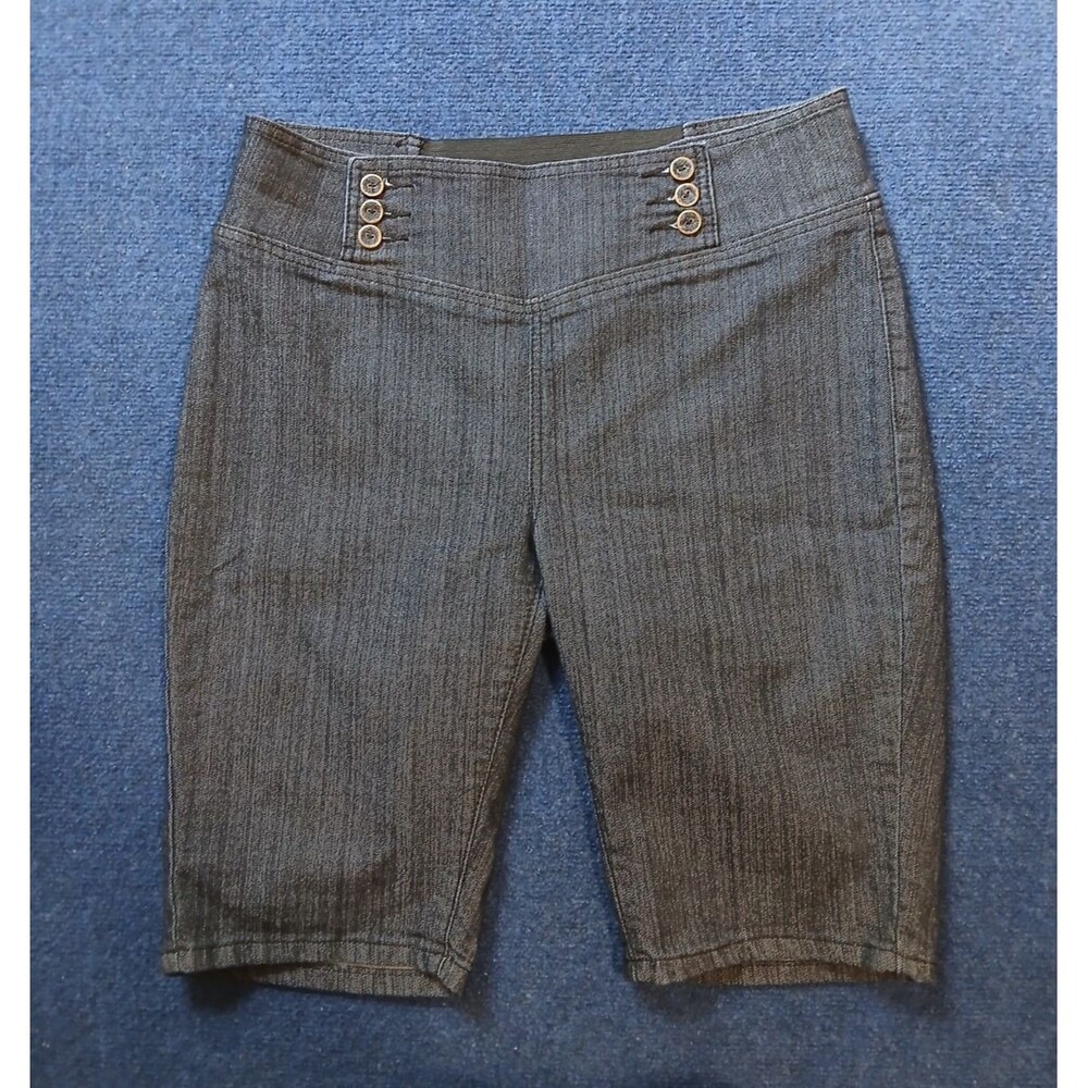 Pasion Dark Bermuda Style Jean Shorts Elastic Waistband in back 14